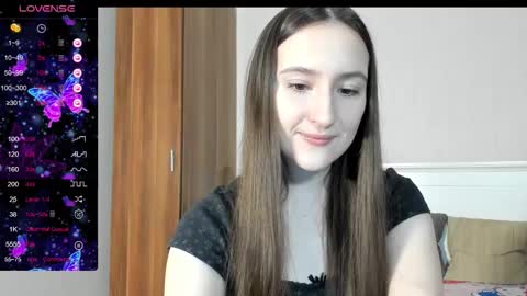 Snapshot of pingviluly chatting on September 25, 5:55 am pingviluly online show from September 25, 5:55 am