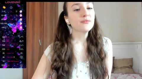 Snapshot of pingviluly chatting on October 28, 7:12 am pingviluly online show from October 28, 7:12 am