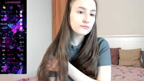 Snapshot of pingviluly chatting on November 20, 6:13 am pingviluly online show from November 20, 6:13 am