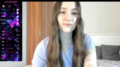 Snapshot of pingviluly chatting on November 22, 9:19 am pingviluly online show from November 22, 9:19 am