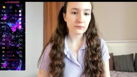 Snapshot of pingviluly chatting on November 23, 7:08 am pingviluly online show from November 23, 7:08 am