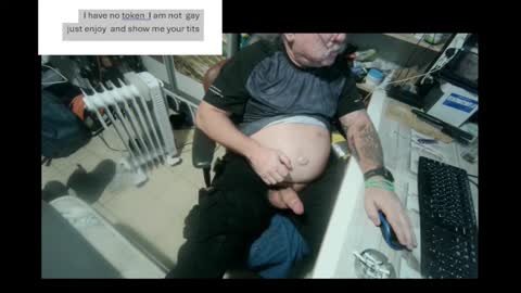 pini_z online show from December 22, 4:38 pm