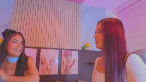 pink_as online show from October 4, 2:59 pm