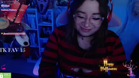 Snapshot of pink_girl0n chatting on November 1, 12:01 am Kitty online show from November 1, 12:01 am