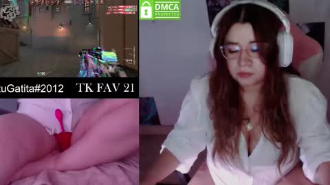 Snapshot of pink_girl0n chatting on February 1, 11:47 pm Kitty online show from February 1, 11:47 pm