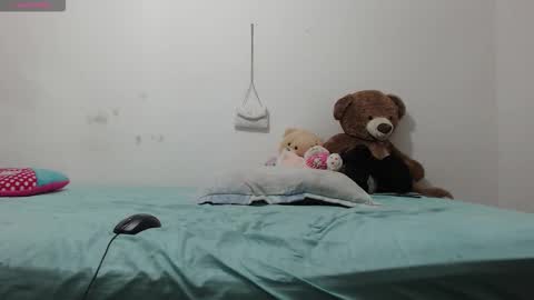 pink_love_25 online show from February 15, 4:31 am