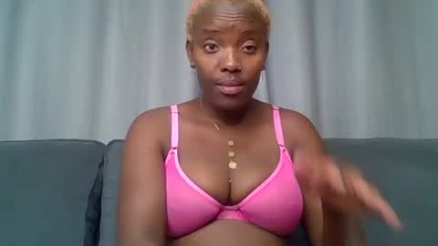 pinkyy online show from July 13, 8:11 pm