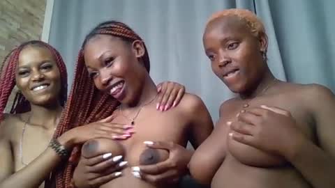 pinkyy online show from July 14, 2:05 am