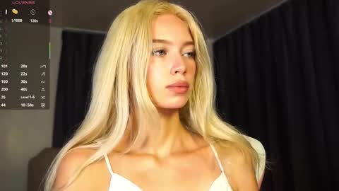 Kate online show from October 17, 5:37 pm