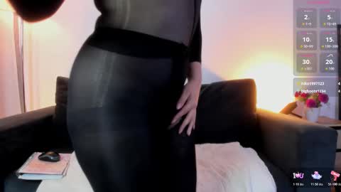 pink_secret online show from March 10, 1:16 pm