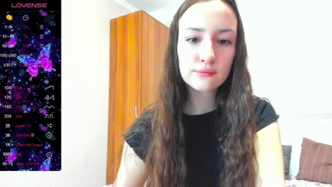 pink_soda33 online show from May 23, 6:18 am