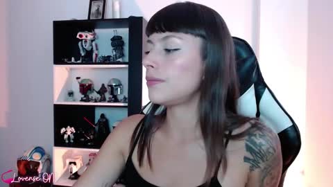 Emily online show from March 4, 9:11 pm