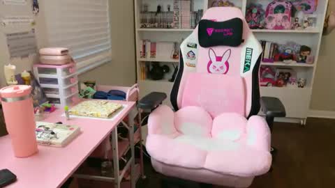 pinkcheetodomain online show from February 25, 11:11 pm