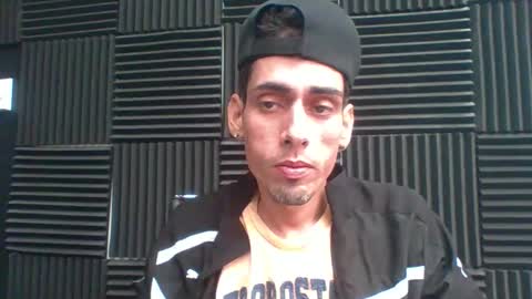 Snapshot of pinkcock89 chatting on October 25, 7:08 pm J Steve online show from October 25, 7:08 pm