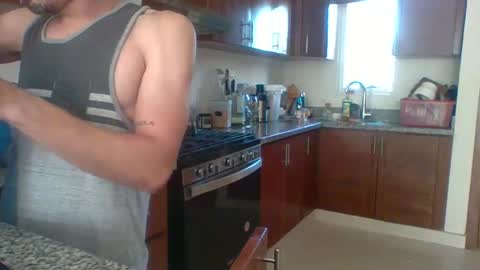 Snapshot of pinkcock89 chatting on November 9, 12:58 pm J Steve online show from November 9, 12:58 pm