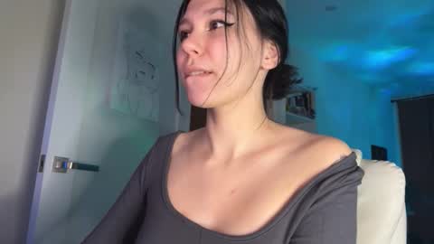 Snapshot of pinkdollylovv chatting on October 27, 10:14 pm pinkdollylovv online show from October 27, 10:14 pm