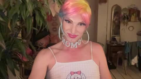 Snapshot of pinkfag chatting on June 16, 5:59 pm pinkfag online show from June 16, 5:59 pm