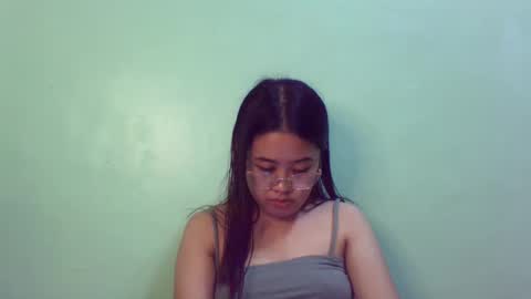 Snapshot of pinkish_shine chatting on February 13, 2:42 pm Hi its me shine online show from February 13, 2:42 pm