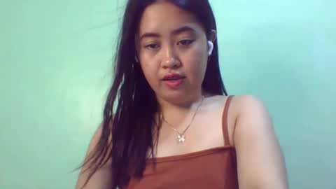 Snapshot of pinkish_shine chatting on February 18, 10:05 am Hi its me shine online show from February 18, 10:05 am