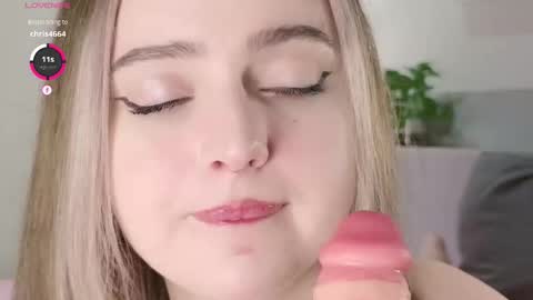 Pinky online show from February 26, 2:43 am