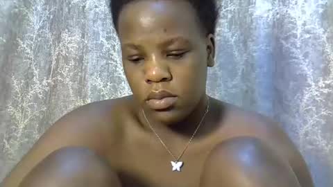 pinky_ebony13 online show from March 24, 7:08 pm