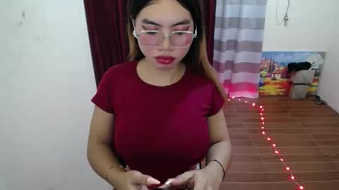 Tina online show from May 4, 4:47 pm