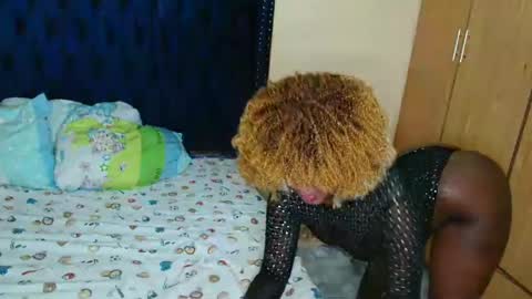 Pinky online show from December 4, 1:47 am