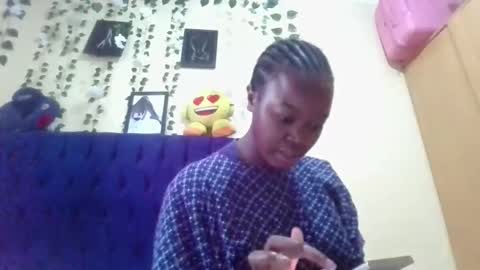 Pinky online show from November 1, 9:33 am