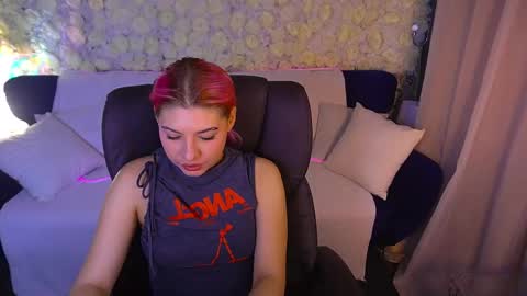 Snapshot of pinkytrix chatting on May 27, 6:10 am pinkytrix online show from May 27, 6:10 am