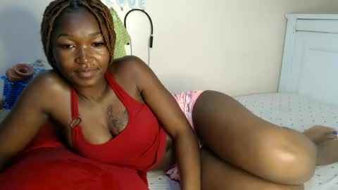 zenah online show from June 26, 1:48 pm