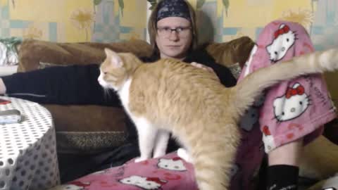 Snapshot of pinochetti chatting on December 21, 1:02 am Incubus online show from December 21, 1:02 am