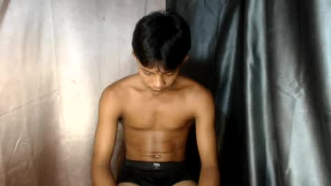 Snapshot of pinoy_cuteboy69 chatting on July 14, 12:55 pm pinoy_cuteboy69 online show from July 14, 12:55 pm