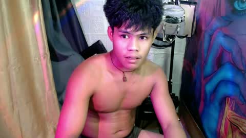 Snapshot of pinoy_shyboy69 chatting on June 22, 3:58 am pinoy_shyboy69 online show from June 22, 3:58 am