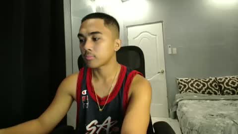 Snapshot of pinoyadriannexxx chatting on September 28, 10:26 pm Adrianne online show from September 28, 10:26 pm