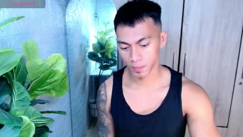 ethan online show from May 8, 5:40 pm
