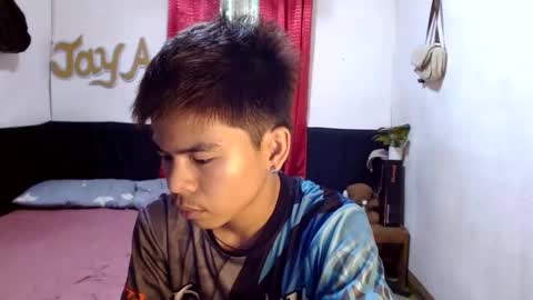 Snapshot of pinoymonstercock_xx chatting on February 5, 7:29 am WIN WIN JAY AR online show from February 5, 7:29 am