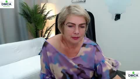 Bella online show from June 25, 3:50 am