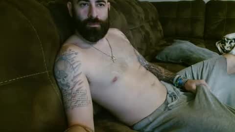 Snapshot of pipepablo13 chatting on March 31, 1:44 pm Pipepablo13 online show from March 31, 1:44 pm