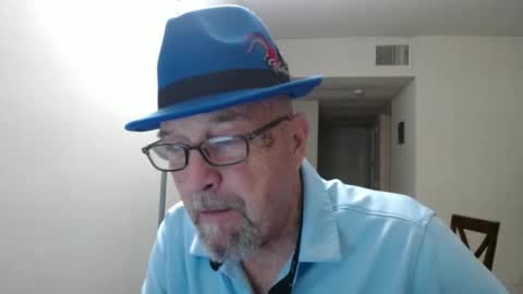 Snapshot of pipewizard chatting on January 30, 1:11 am pipewizard online show from January 30, 1:11 am