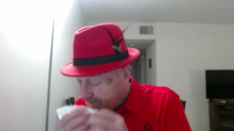 Snapshot of pipewizard chatting on February 17, 11:53 pm pipewizard online show from February 17, 11:53 pm