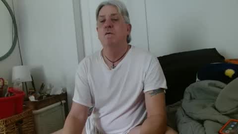 Snapshot of pirate334 chatting on June 1, 5:14 pm pirate334 online show from June 1, 5:14 pm