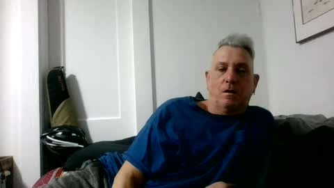 Snapshot of pirate334 chatting on July 19, 1:31 am pirate334 online show from July 19, 1:31 am