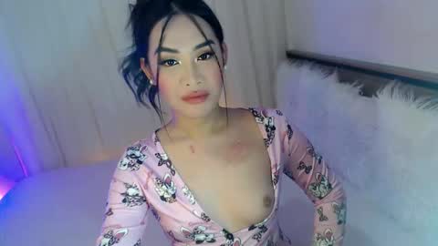 Snapshot of piroulita chatting on September 12, 3:28 am Ari online show from September 12, 3:28 am