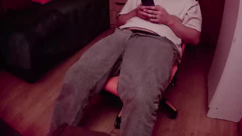 pisceslost online show from December 16, 1:21 am