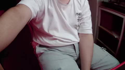 pisceslost online show from March 8, 11:52 pm