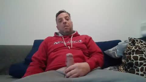 Snapshot of pislezg1 chatting on December 5, 9:29 am pislezg1 online show from December 5, 9:29 am