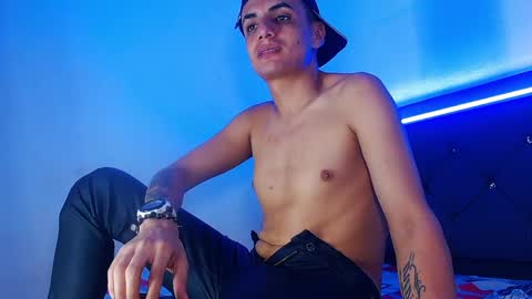 Snapshot of pitersonnt chatting on September 20, 2:56 am pitersonnt online show from September 20, 2:56 am