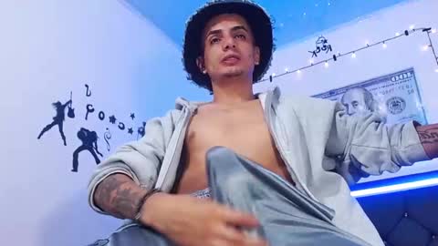 Snapshot of pitersonnt chatting on November 24, 2:00 am pitersonnt online show from November 24, 2:00 am