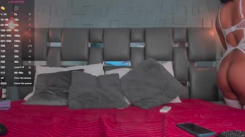 Snapshot of pittandlunaa69 chatting on March 8, 12:09 pm PittAndLunaa69 online show from March 8, 12:09 pm