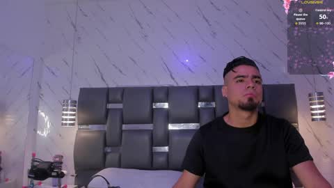 PittAndLunaa69 online show from April 25, 12:19 pm